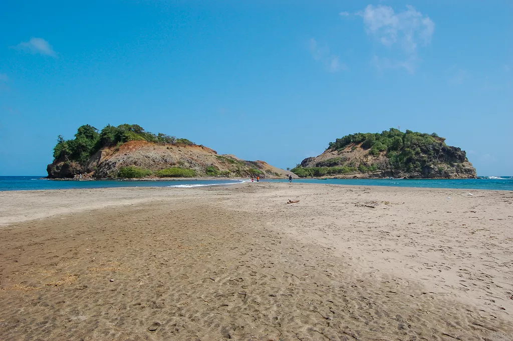 Vue du Tombolo en Martinique