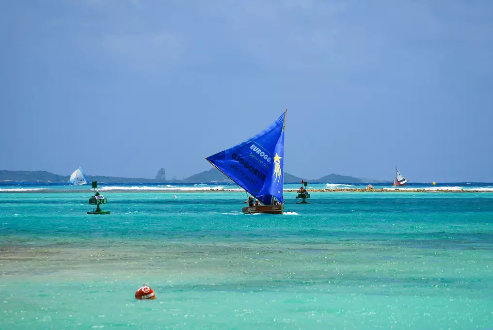 Course de voile traditionnelle à St Francois