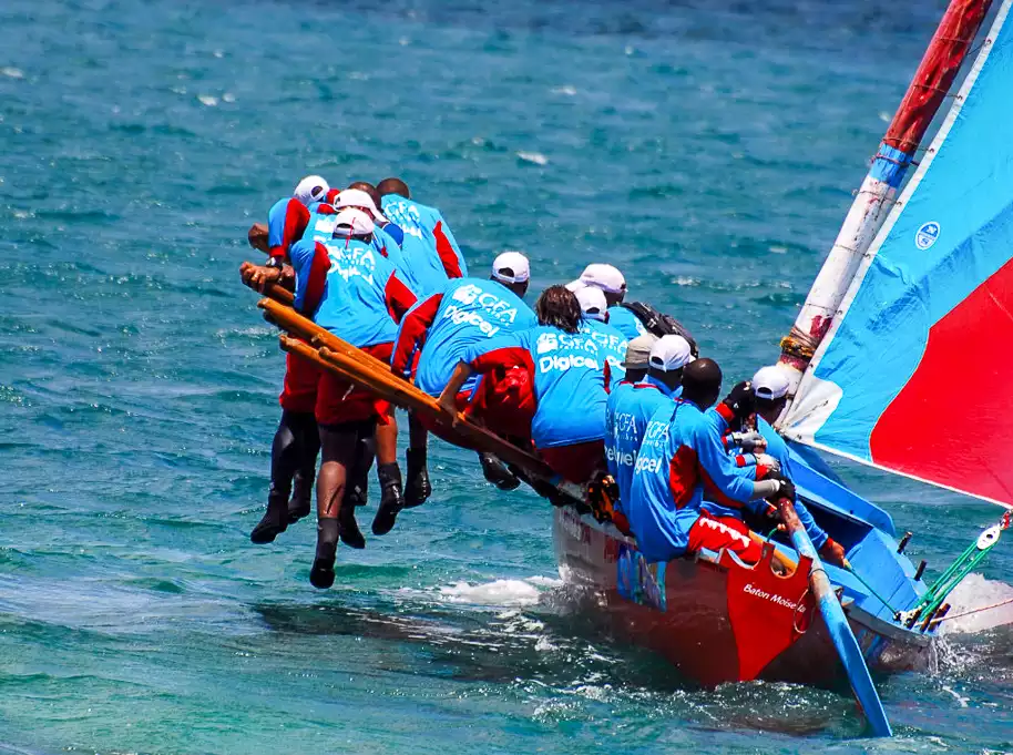 Yoles Rondes