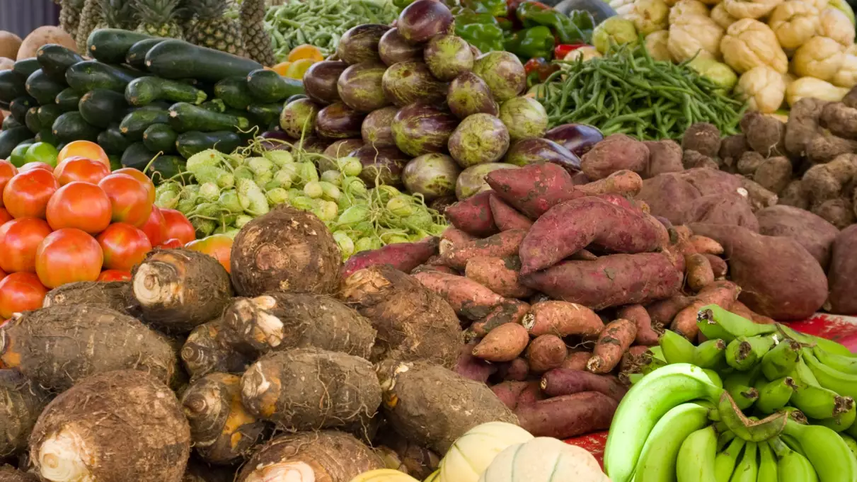 fruits et légumes du marché antilles